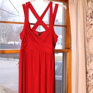 Torrid size 1 Red crisscross sleeve dress